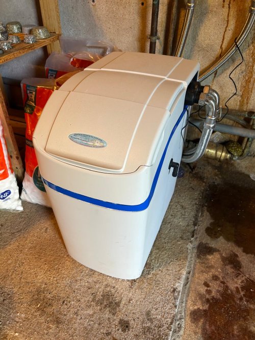 Adoucisseur d’eau “Le Kid” : une solution compacte et efficace pour traiter l’eau de votre maison